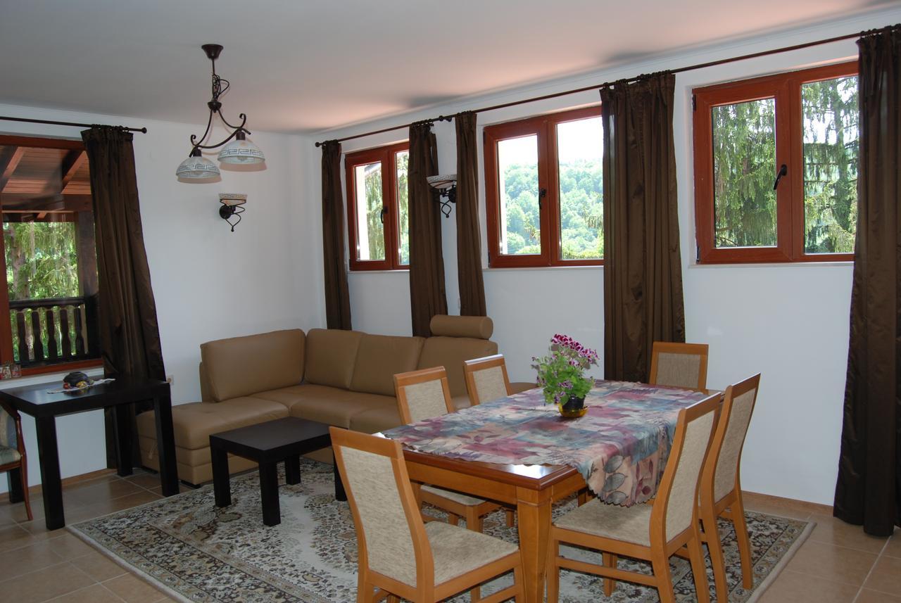 أبريلتسي Vidima Apartment Hotel المظهر الخارجي الصورة